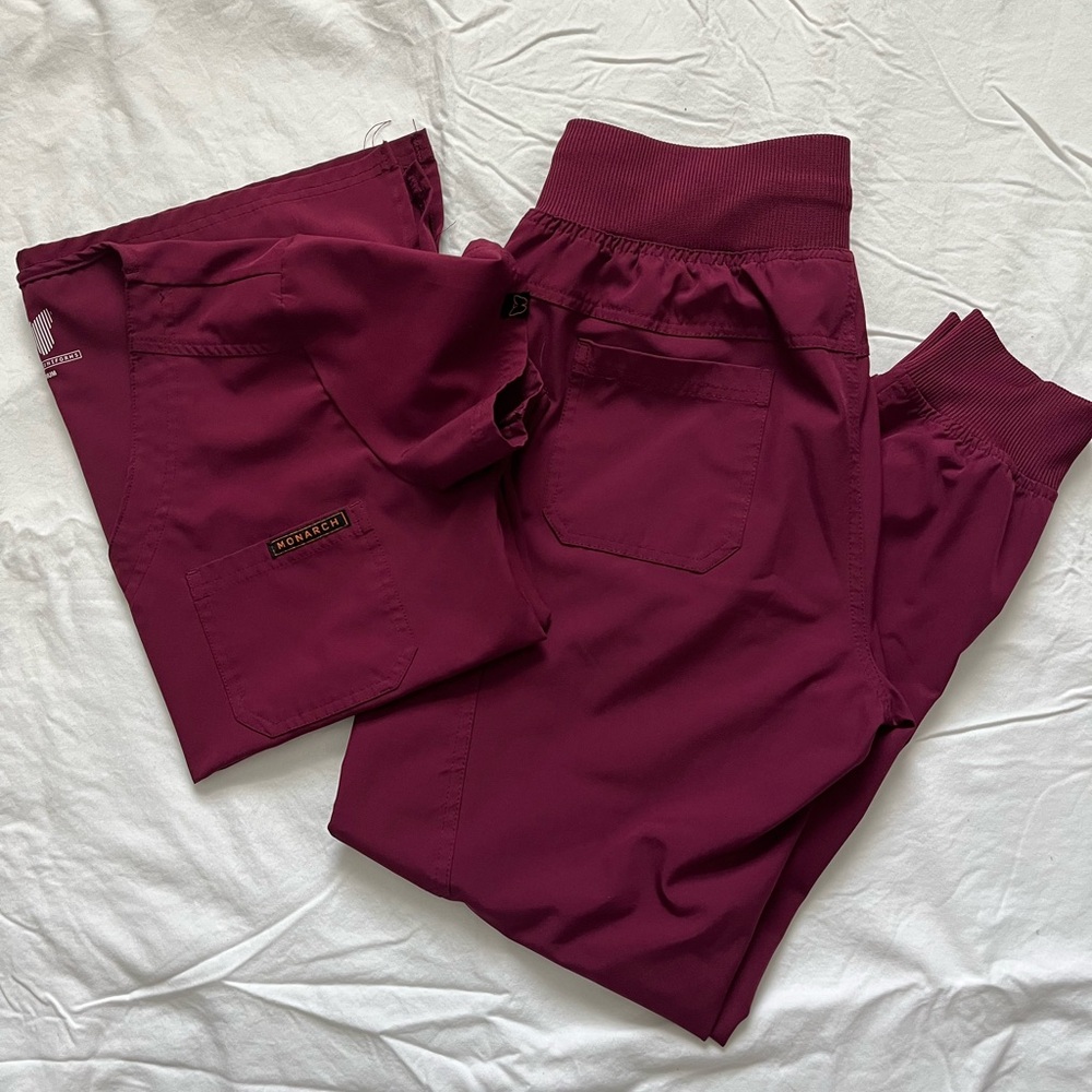 Burgundy Petite Scrubs Set